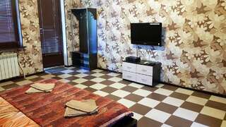 Гостевой дом Самарканд Ялта Двухместный номер с 1 кроватью и террасой-1