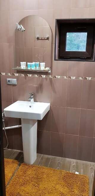 Гостевой дом Самарканд Ялта Двухместный номер с 1 кроватью и балконом, вид на море-3