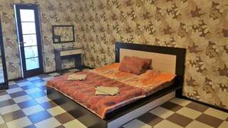 Гостевой дом Самарканд Ялта Двухместный номер с 1 кроватью и террасой-7